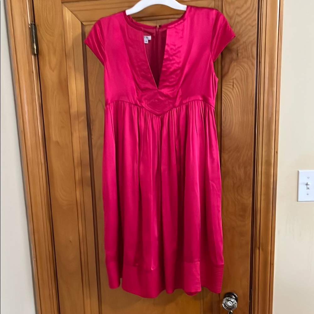Silk dress with pockets!